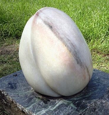 Peach aus Krastaler Marmor auf Serpentin